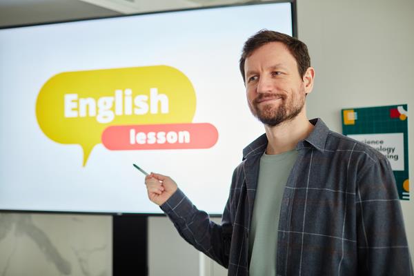 Otoño y cursos APTIS ESOL en Fyne formación